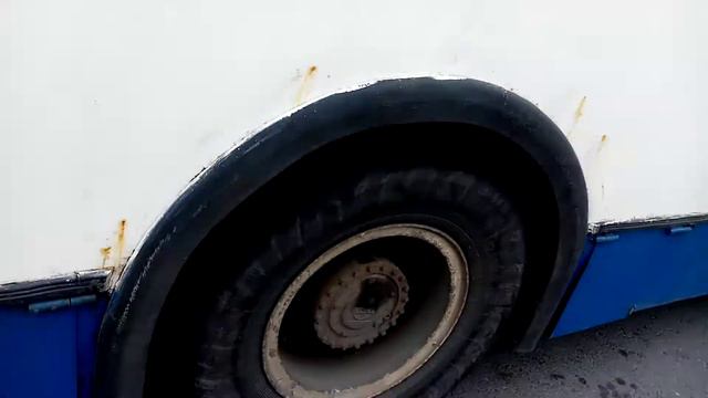 Троллейбус ЗиУ-683 (ЗиУ-10) номер 1133 по маршруту 20, СПб. Внешний обзор смотреть онлайн