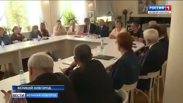 Высшая Школа Народных Искусств смотреть онлайн