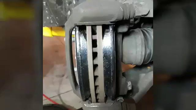 Reparación frenos delanteros Chevrolet Spin electronicamartin смотреть онлайн