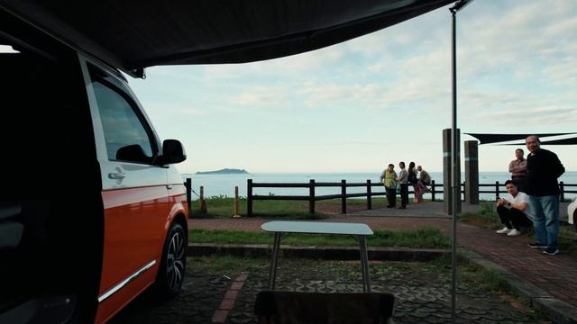 【VW California Ocean 最強懶人露營車 沉浸式開箱體驗到睡著!! ft. Enzo 小剛】 #金帝國際 смотреть онлайн
