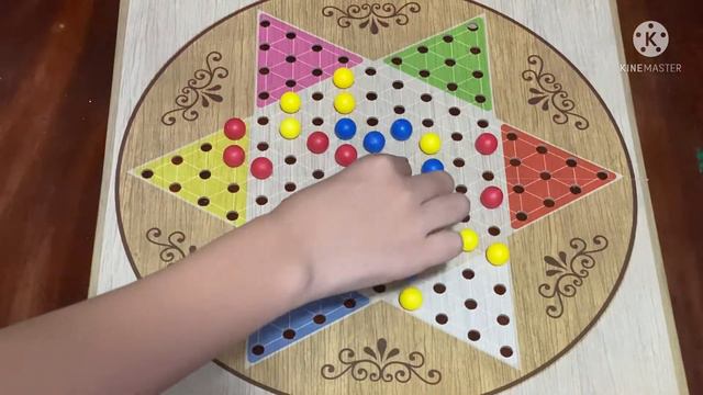 Chinese Checkers Board Game смотреть онлайн