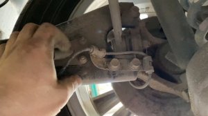 Замена сайлентблоков продольного рычага Хюндай ix35.