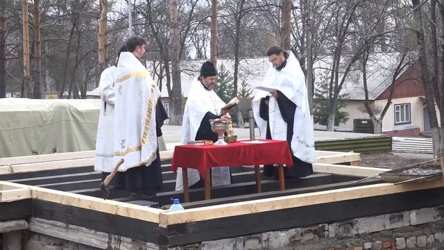 Освящение фундамента храма в танковой части г.Арсеньева смотреть онлайн