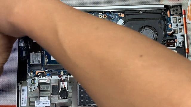 HP ELITEBOOK 830 G7 DISASSEMBLY смотреть онлайн