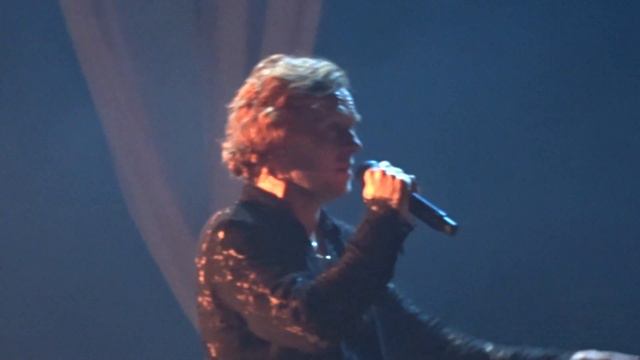 Darren Hayes - Two Beds And A Coffee Machine - Sheffield City Hall - 8th April 2023