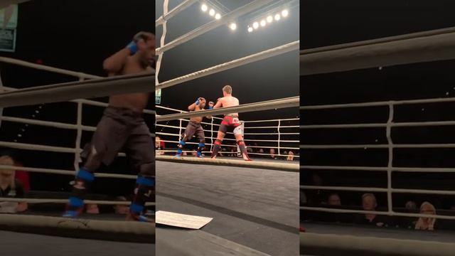 Cam Bennett Round 1 at Dean Toole Promotions смотреть онлайн