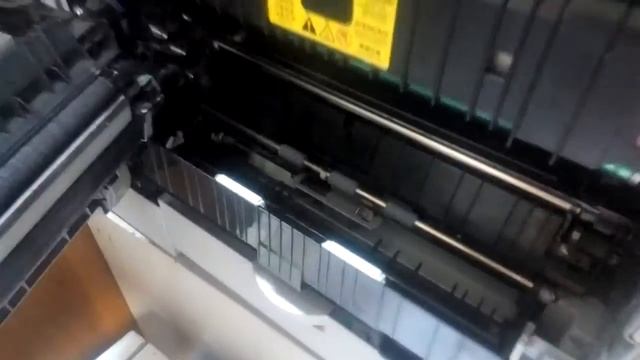 Ролик протяжки бумаги через который возникают замятия в Canon IR 2016 смотреть онлайн