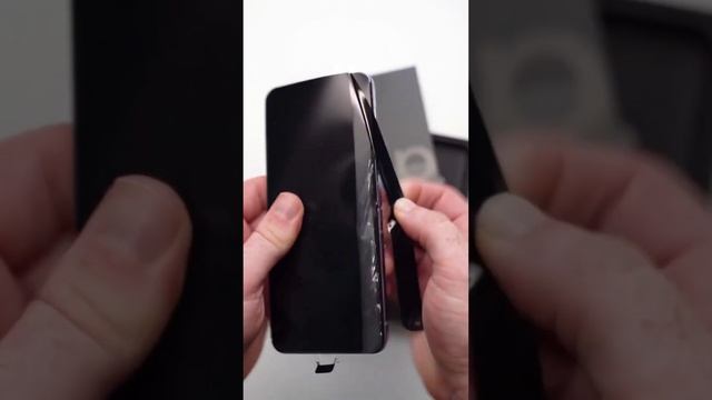 Samsung Galaxy Z Flip 5 смотреть онлайн