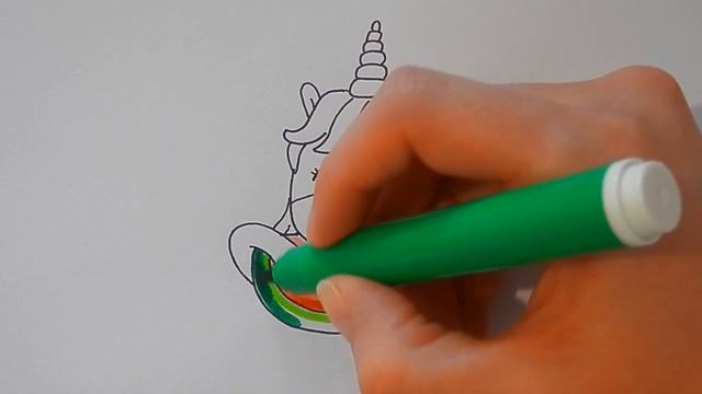 Как нарисовать ЕДИНОРОГА С АРБУЗОМ, Рисуем Просто/737/How to draw a UNICORN WITH a WATERMELON смотреть онлайн
