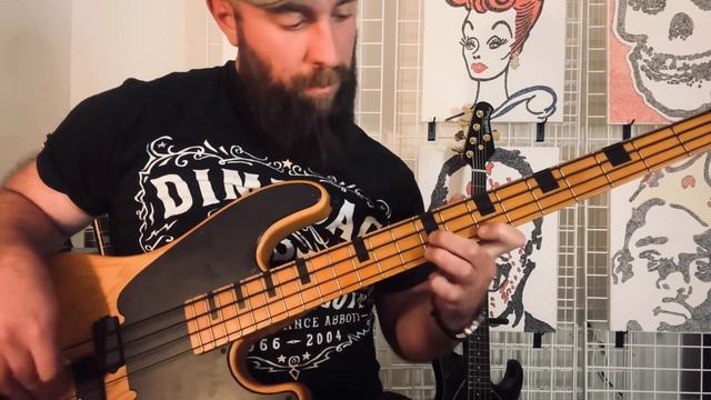 1 Minute Bass Lesson: How To Play REALLY fast (Advanced Level) смотреть онлайн