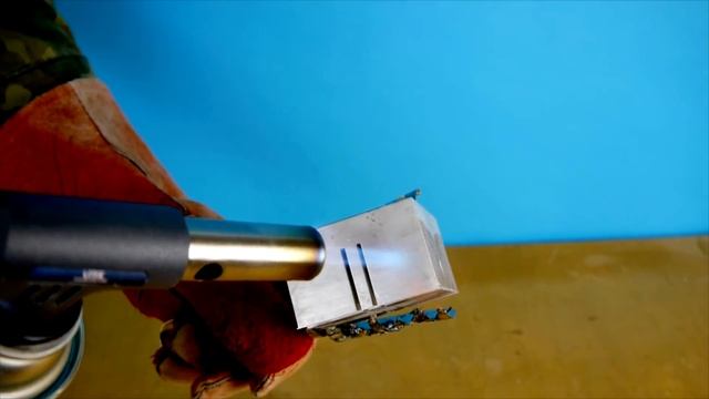 Что если ГАЗОВОЙ ГОРЕЛКОЙ нагреть КОКОС, АЛЮМИНИЙ, ПЕТАРДЫ, АНАНАС и др. смотреть онлайн