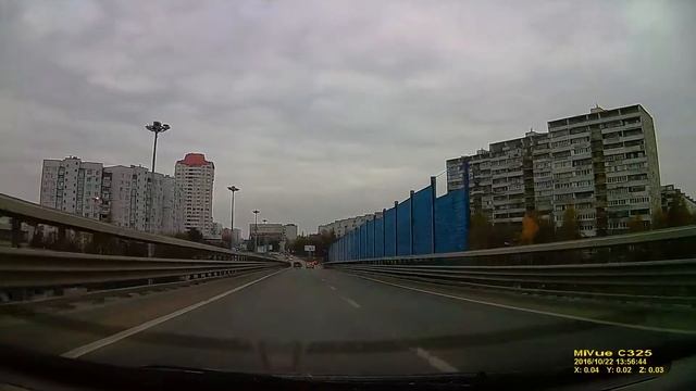 Обзор видеорегистратора Mio MiVue C325 - сумерки смотреть онлайн