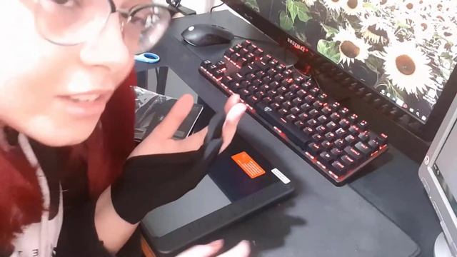 Mesa Digitalizadora Huion Kamvas 13 - Umboxing e primeiras impressões смотреть онлайн