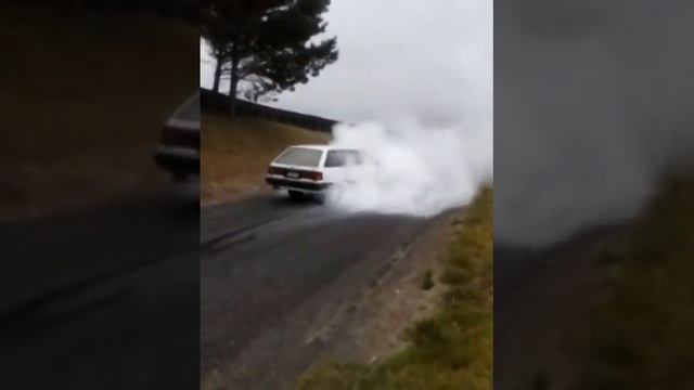 r31 skyline burnout смотреть онлайн