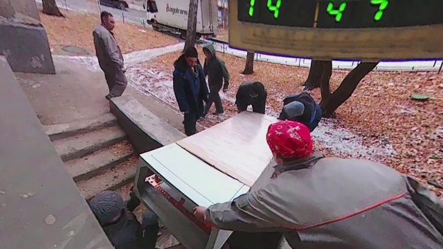 Под окном 2018 нояб 23 шкафы трубы капремонт смотреть онлайн