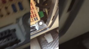 Меняем предохранитель на розетку и прекуриватель в  Солярисе Hyundai Solaris