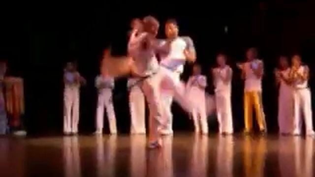capoeira sardegna cagliari italia oxossi смотреть онлайн
