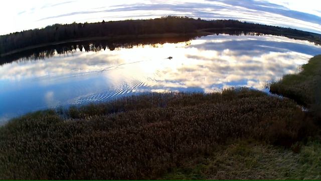 Вечерний полёт над озером. Hubsan H501S. смотреть онлайн