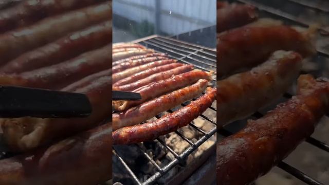 ХОТ-ДОГИ С КОЛБАСКАМИ НА ГРИЛЕ #хотдог #рецепты #хотдогнагриле #летнийрецепт #быстрыйрецепт смотреть онлайн