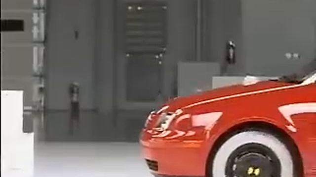 Crash Test 1999 - 2005 Volkswagen Jetta / Bora / Golf IIHS смотреть онлайн