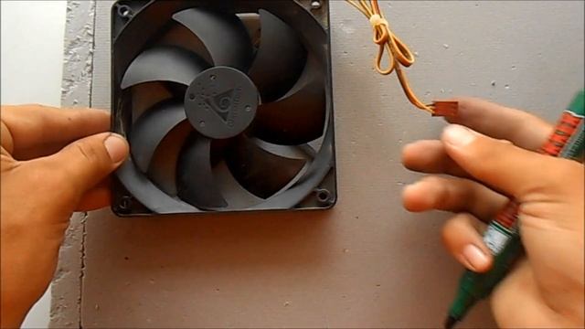 Как сделать охлаждающую подставку из кулера для ноутбука смотреть онлайн