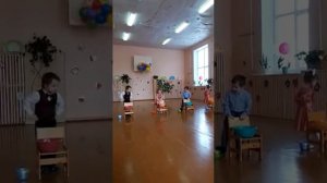 Танец"Стирка". Поздравление от детей средней группы на 8 Марта.