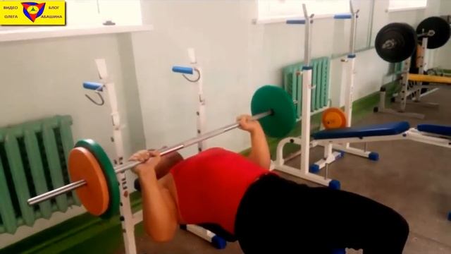 Правильное выполнение жима узким хватом на трицепс смотреть онлайн