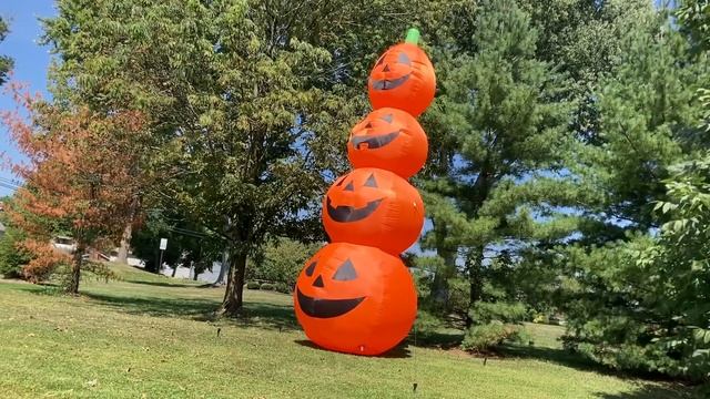 NEW FOR 2022 | Halloween Inflatable 20FT Colossal Pumpkin Stack! [4K] смотреть онлайн