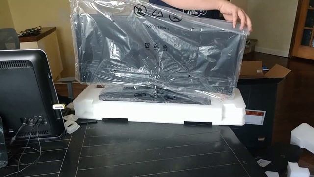HP Envy 34-b010 34-inch Curved All-in-One Computer Unboxing (Part 2) смотреть онлайн