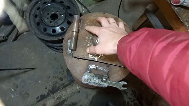 Буржуйка из газового баллона. Печка, которая приготовит Вам еду)))