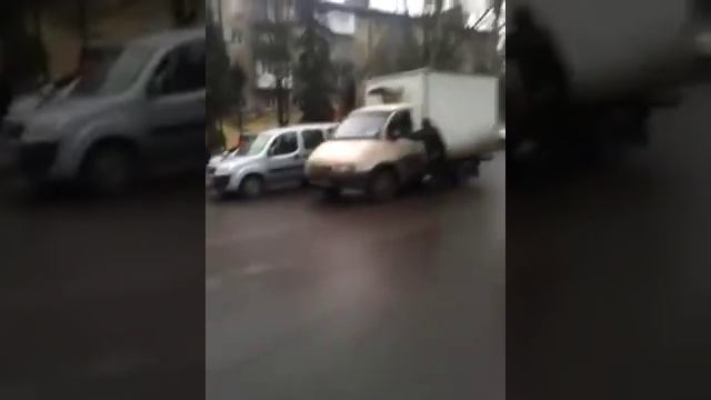 Макеевский алкаш.Жесть!!! смотреть онлайн