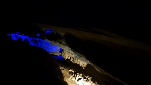 Ruby Falls - Tallest & Deepest Underground Waterfalls in North America!.. смотреть онлайн