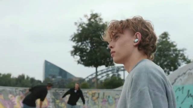 Redmi Airdots 3 Pro: Budget Wireless Earbuds with ANC смотреть онлайн
