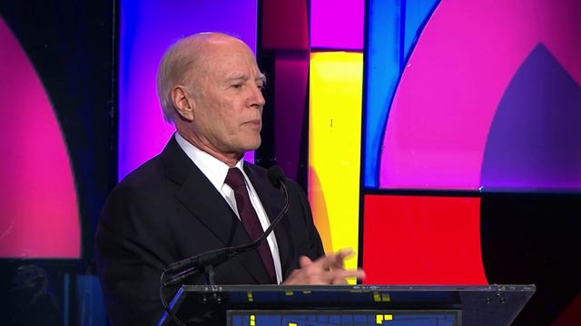Frank Marshall introduces Gotham Awards 2018 Tributee Paul Greengrass смотреть онлайн