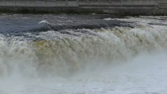 Водопад на Нарове. смотреть онлайн
