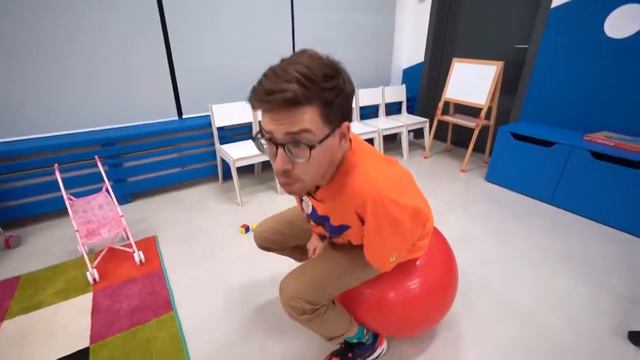 ВЛАД А4 НАДЕЛ КОЛГОТКИ И ПОПАЛ В ДЕТСКИЙ САД АНТИ-ВЕРСИЯ (ПЕРЕОЗВУЧКА)