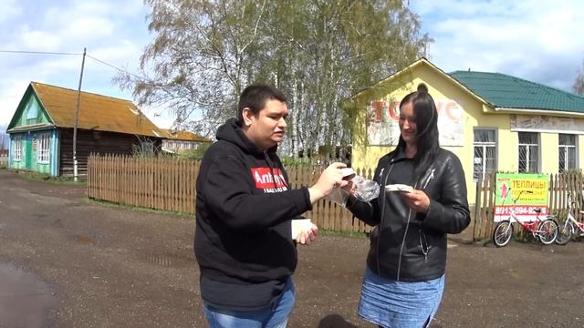 Обед в Чулыме возле магазина с Оляй колбаса сыр смотреть онлайн