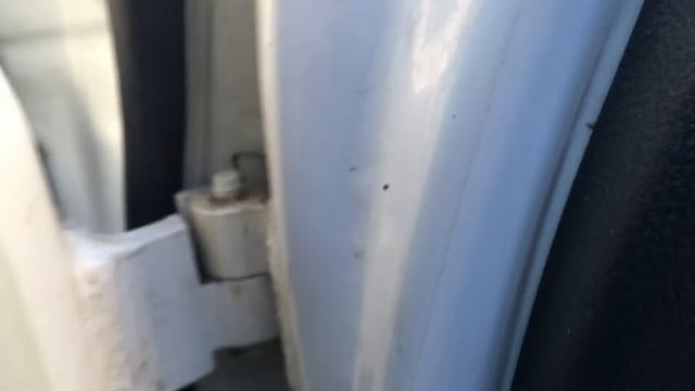 Лада Гранта FL откручиваются и стучат передние двери?! смотреть онлайн