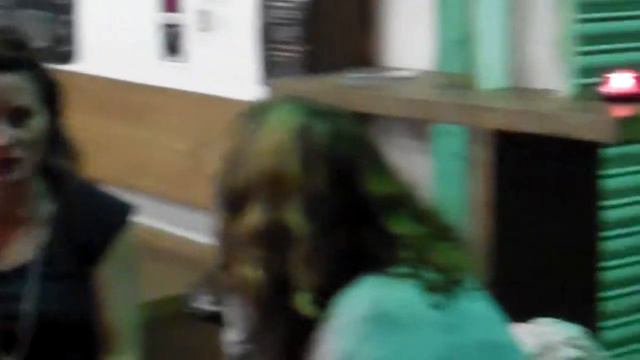 2011-08-06_Brixton Village, The Agile Rabbit смотреть онлайн