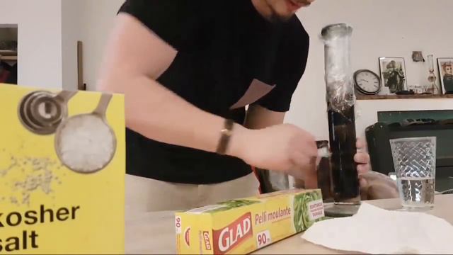 How To Clean Your Dirty Ass Bong - Hightorials смотреть онлайн