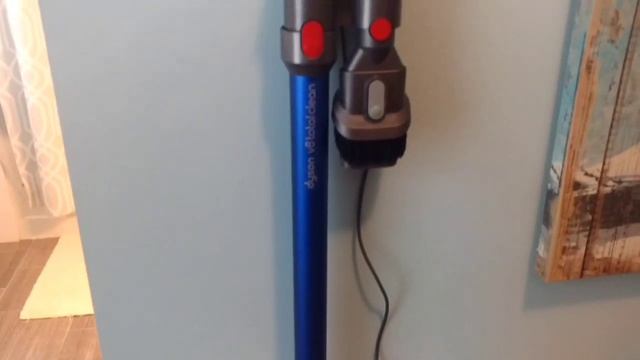 Dyson V8 Total Clean Cordless Vacuum Review After 6 Months