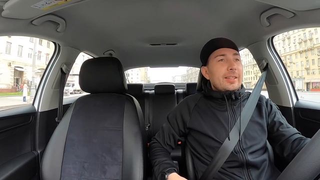 Уезжаю из Москвы / Яндекс Такси / Позитивный таксист