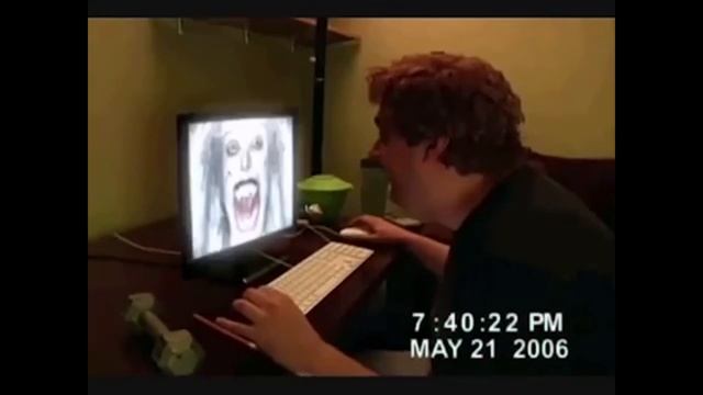 Scary Maze Prank Compilation 2019 смотреть онлайн