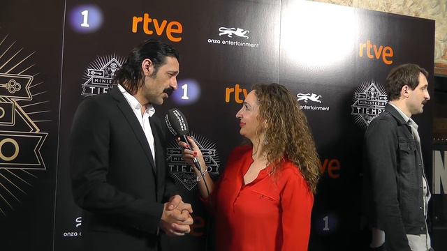 Nacho Fresneda y Aura Garrido en la presentación de 'El Ministerio del Tiempo 2' смотреть онлайн