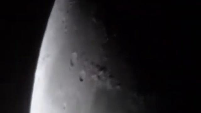 Meade DS-2090MAK 90mm Maksutov-Cassegrain telescope viewing the Moon (5) смотреть онлайн