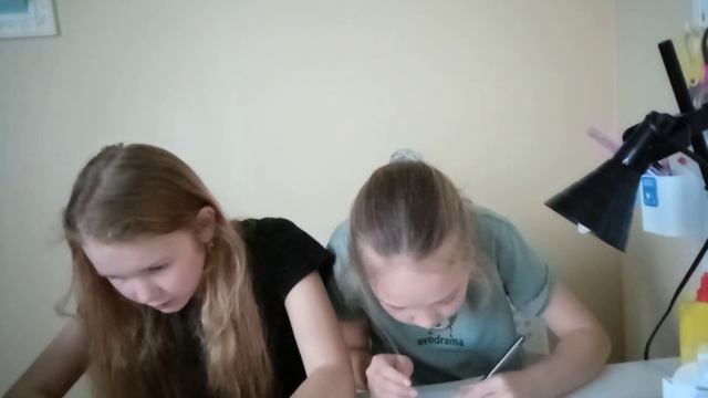 Челендж!!! Рисуем левой рукой?? смотреть онлайн