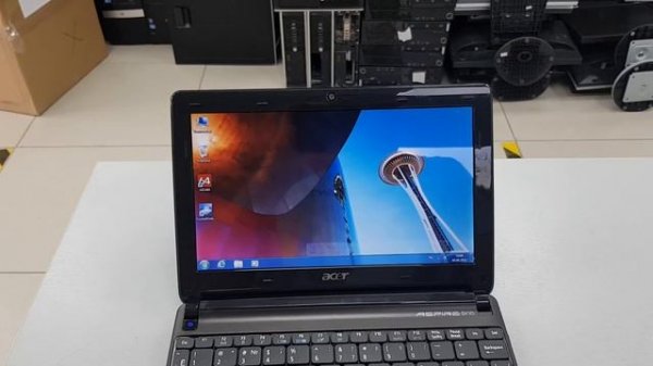 Intel Atom N570 / Память 2Gb / Intel GMA / HDD 250Gb / Wi-Fi / Web Cam / TFT 10".