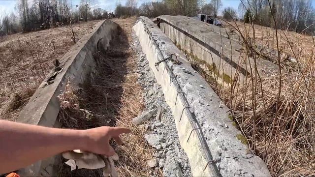 ВОТ ЭТО Я ДАЛ ЖАРУ! РАЗБИВАЮ БЕТОННЫЕ ФЕРМЫ, ДОСТАЮ АРМАТУРУ. смотреть онлайн