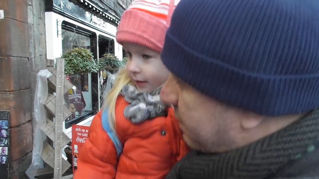 VlogMas🎄Santa Claus🎅🏻Hunt in Edinburgh Challenge В поисках Санта Клаус в Шотландии Christmas 2017 смотреть онлайн