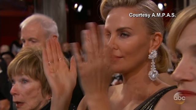 'Moonlight' or 'La La Land'? Best Picture Mix-up at Oscars смотреть онлайн